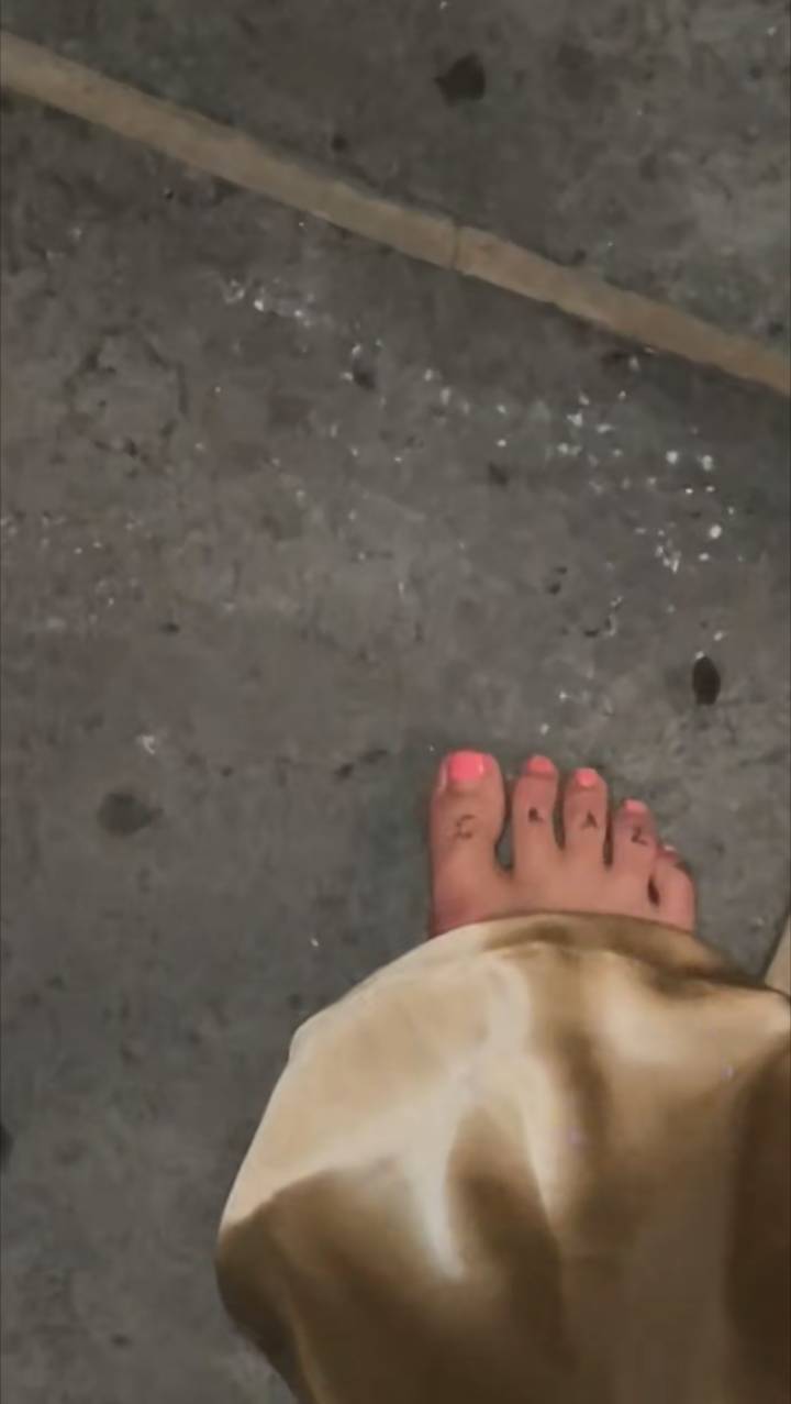 Hannah Stocking Feet